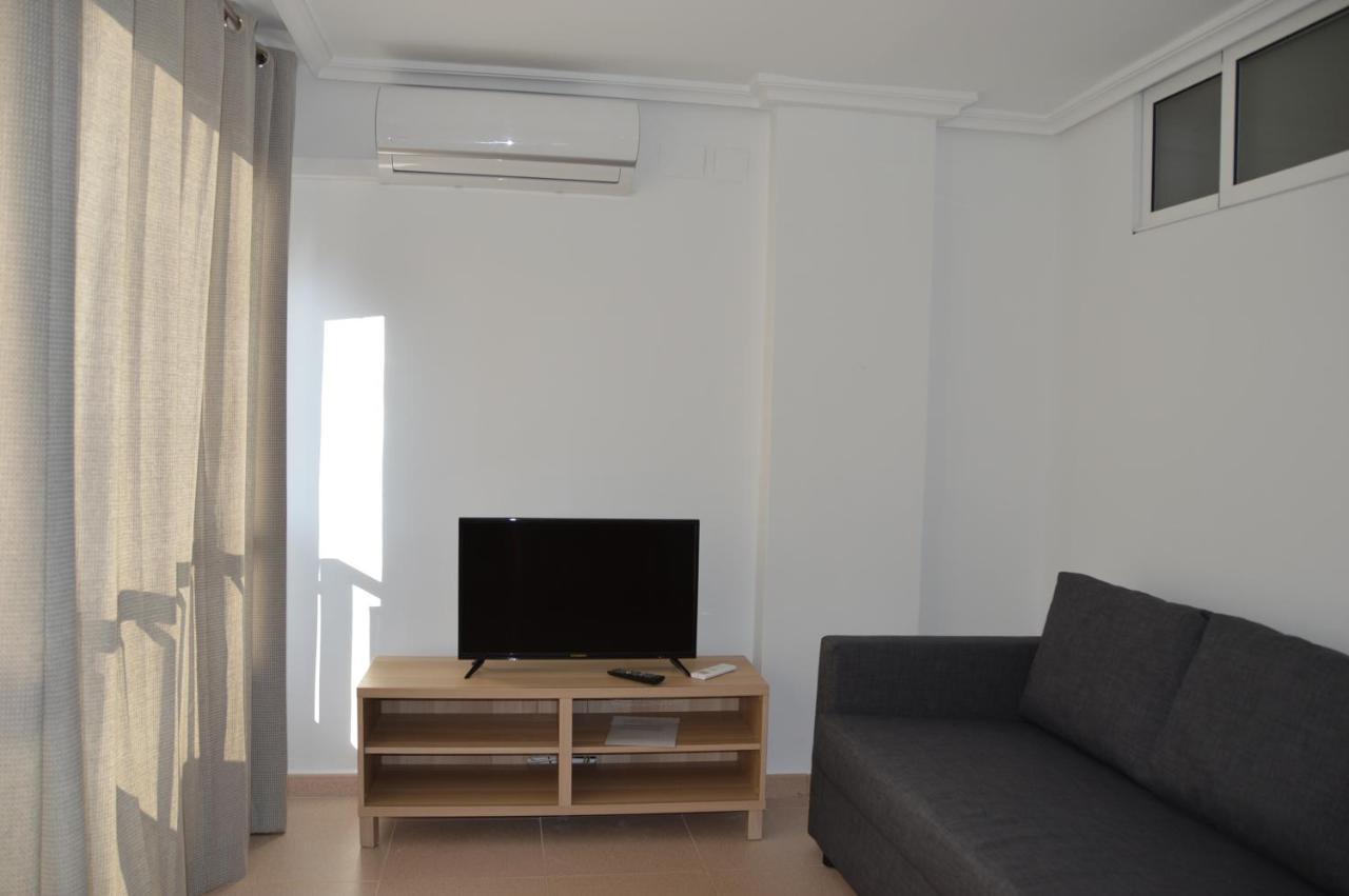 Apts Ara With Pool Μπένιντορμ Εξωτερικό φωτογραφία