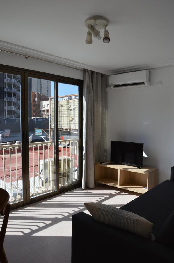 Apts Ara With Pool Μπένιντορμ Εξωτερικό φωτογραφία