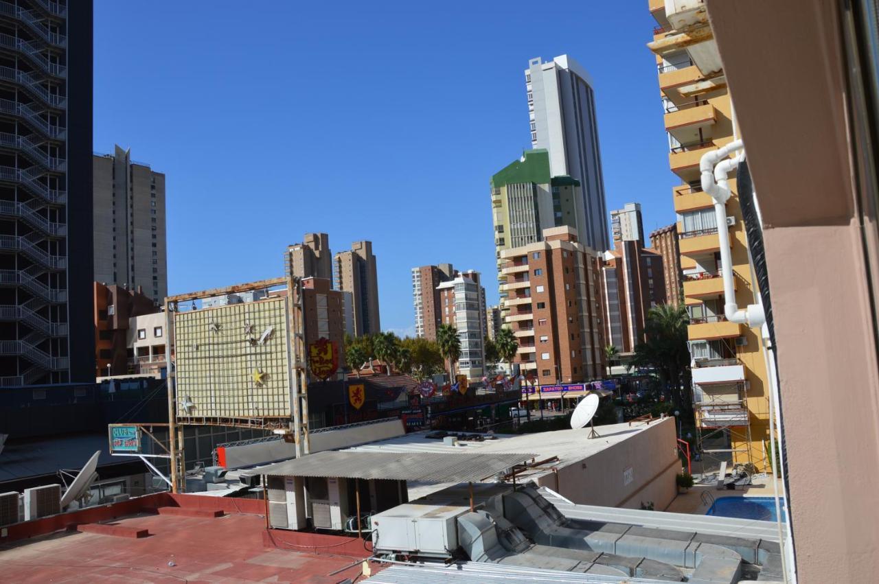 Apts Ara With Pool Μπένιντορμ Εξωτερικό φωτογραφία