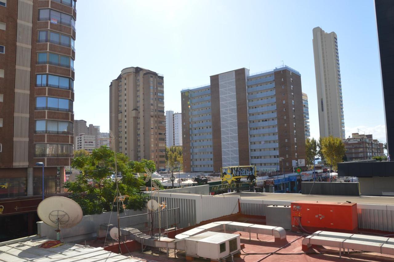 Apts Ara With Pool Μπένιντορμ Εξωτερικό φωτογραφία