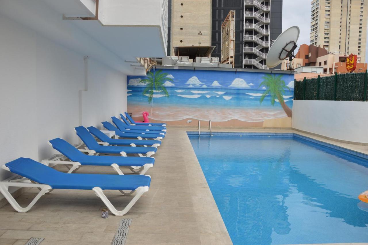 Apts Ara With Pool Μπένιντορμ Εξωτερικό φωτογραφία
